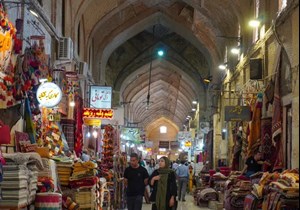 بازار وکیل؛ جایی که رنگ، بو و تاریخ در هم می آمیزند + تصاویر