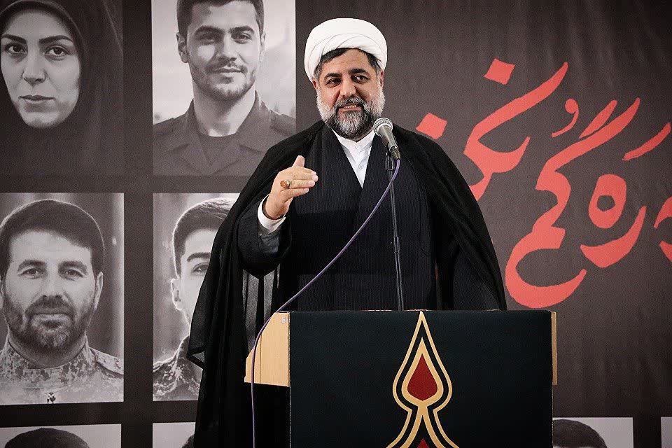 معاون فرهنگی و تبلیغات سپاه: الماس وجود ملت ایران زیر فشار دشمن درخشان‌تر شد