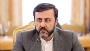 غریب‌آبادی: مین‌زدایی تنگه هرمز فقط توسط ایران انجام می‌شود
