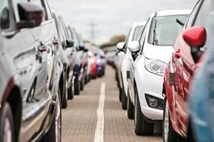 در پی تعطیلی ٧ روزه صورت گرفت اطلاعیه جدید ثبت نام خودروهای وارداتی