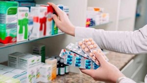 مدیرعامل سازمان تأمین اجتماعی کشور: هیچ دارویی از فهرست تعهدات بیمه خارج نشده است