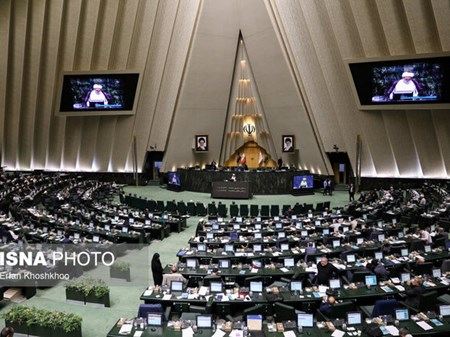 با تصویب مجلس/ عوامل اجرایی انتخابات شوراها نباید نامزد انتخابات باشند