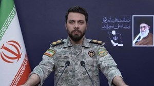 تجاوز آمریکا به کشتی تجاری ایران/ قرارگاه خاتم: به زودی پاسخ می‌دهیم