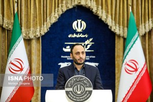 سخنگوی دولت در نشست هفتگی مطرح کرد: منابع مالی آزادشده ایران زیر کلید بانک مرکزی است/جزئیات برنامه ۱۰ ساله صنعت فضایی