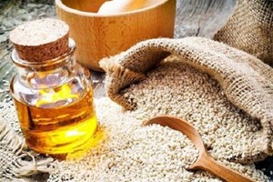 مجری طرح ملی کشت کاملینا: برآورد تولید حدود ۲ تن روغن کاملینا در ایران/توسعه کشت کاملینا حمایت دولت را میطلبد