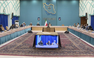 ماموریت رئیسی برای وزیر اقتصاد و رئیس بانک مرکزی/ آییننامه مربوط به تسهیلات نامتعارف کارکنان بانکها اصلاح شود