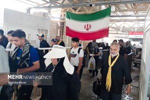 نوبت‌دهی در پایانه «برکت» هوشمند شد؛ هدایت رانندگان اربعین با کیوآرکد