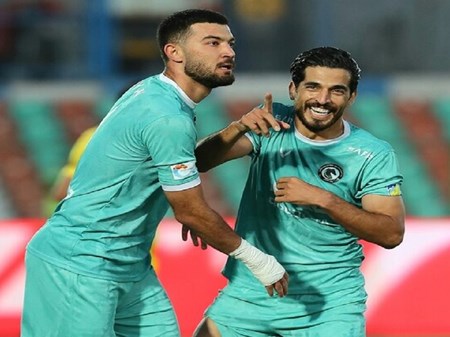 VAR پیروزی را از پیکان گرفت/ فجر در وقت اضافه از شکست گریخت