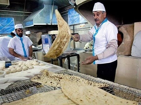 قیمت نان بربری و سنگگ برخی مناطق آزاد شد