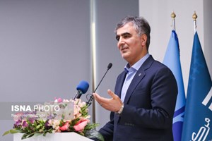 رئیس کل بانک مرکزی اعلام کرد: افزایش ذخایر ارز و طلای کشور/ تخصیص و تامین ارز برای تولید