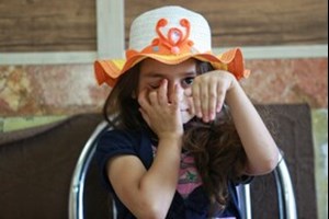 «سن طلایی» تشخیص تنبلی چشم/حمایت از کودکان کم بینای مناطق محروم