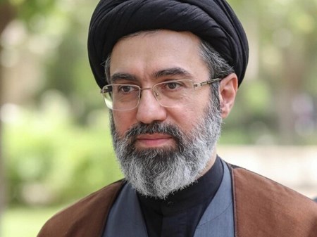 رهبر انقلاب: نقض تفاهم‌نامه بار دیگر نامعتبربودن امضای رئیس‌جمهور آمریکا را ثابت کرد