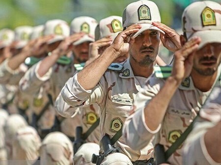 اعطاء وام تسهیلات اشتغال زایی به سربازان ماهر منقضی خدمت