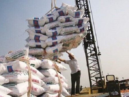 واردات کالا‌های اساسی از استان‌های مرزی آزاد شد