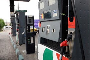 با اجرای طرح اصلاح قیمت بنزین مالکان چند خودرو چقدر سهمیه سوخت می‌گیرند؟