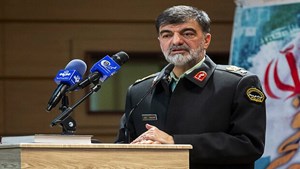 فرمانده کل انتظامی کشور: آرامش را از مالخرها میگیریم/ کاهش زمان ایستایی زائران اربعین در نقاط صفر مرزی