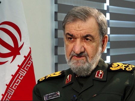 سرلشکر رضایی در برنامه گفتگوی ویژه خبری: با ادامه حملات آمریکا، تهاجم سنگین ایران آغاز خواهد شد