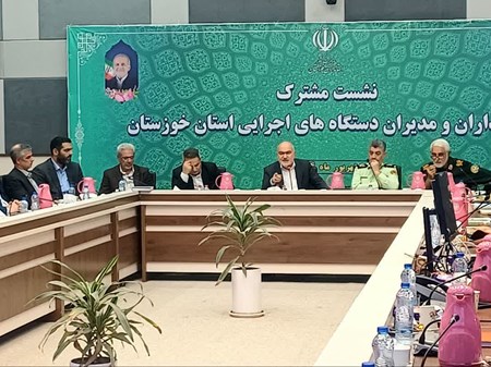 استاندار خوزستان: تاریخ دفاع مقدس سرمایه‌ای بزرگ و هویت ساز برای نسل آینده است/ دشمن همواره در پی تحریف تاریخ است