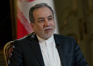 عراقچی: پاسخ نامه آمریکا در دست تهیه است