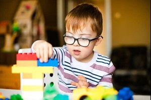 تحول در خدمات اتیسم با محوریت خانواده‌ها