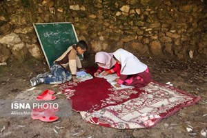 مدیرکل دفتر توسعه عدالت آموزشی آموزش و پرورش اعلام کرد: افزایش ۲ برابری بودجه مدارس عشایر/ فعالیت بیش از ۲۰۰ مدرسه تک دانشآموز در کشور