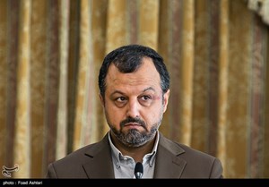 خاندوزی: به میزان صادرات نفت،مازاد ارز داریم/ ثبات به بازار برمیگردد