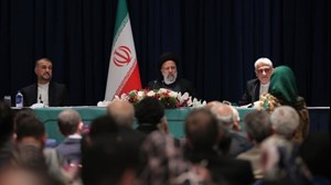 رئیسی در دیدار ایرانیان مقیم آمریکا مطرح کرد: ماموریت به وزارت خارجه برای رفع موانع فعالیت اقتصادی ایرانیان مقیم خارج در داخل کشور
