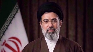 در پیامی به مناسبت هفته وحدت؛ رهبرانقلاب: حکام‌ منطقه دشمن واقعی خود را بشناسند/آحاد ملت اجازه بروز اختلاف بین خود ندهند