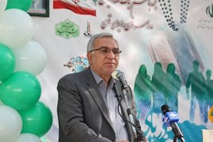 وزیر بهداشت اعلام کرد: بی‌نیازی بیماران ایرانی به درمان در خارج از کشور/ تولید ۹۹ درصد داروهای مورد نیاز در داخل کشور