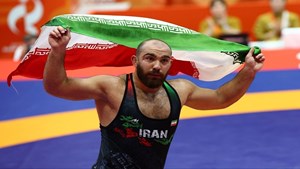 طلای چهاردهم ضرب شد؛ تاج‌گذاری زارع در سرزمین آفتاب