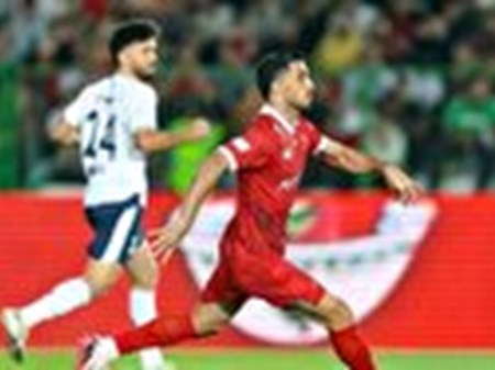 لیگ برتر فوتبال؛ پرسپولیس - ملوان، پیش غذای دربی با طعم قو