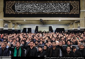 مراسم عزاداری دانشجویان بهمناسبت اربعین حسینی/ رهبر انقلاب: اگر استقامت کردید، قله را فتح خواهید کرد