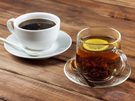متخصص تغذیه تاکید کرد؛ مصرف چای پُررنگ را حذف کنید/ عوارض خوردن چای شبانه