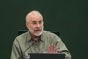 قالیباف: دشمن با شگفتی روبه‌رو می‌شود/ هم می‌جنگیم و هم مذاکره می‌کنیم
