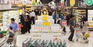 رییس اتاق اصناف اهواز تاکید کرد: در بحث کالاهای اساسی هیچ مشکلی نداریم/ نظارت بر کالاهای فاسدشدنی و تاریخ‌دار تشدید شد