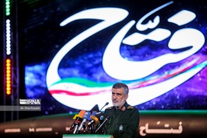 سردار حاجیزاده: ایران جزو چهار کشور دارای فناوری موشک هایپرسونیک شد/ فتاح قابل انهدام نیست