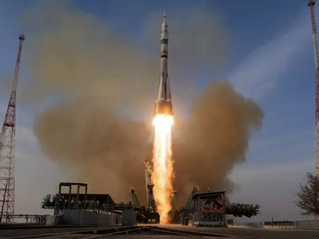 روزنامه ترکیه‌ای: پرتاب ماهواره‌های ایرانی گامی دیگر در تعمیق همکاری ایران و روسیه است