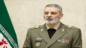 فرمانده کل ارتش: تصویب برنامههای ۵ ساله توسعه ارتش جمهوری اسلامی ایران