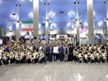 کاپیتان ایران، مدال طلا را به رهبر معظم انقلاب تقدیم کرد