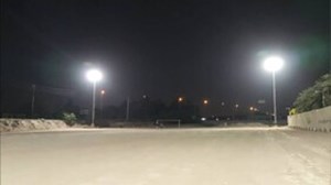 پساز سالها مطالبه علاقهمندان؛ زمینهای فوتبال محلات اهواز و کارون به سیستم روشنایی مجهز شدند