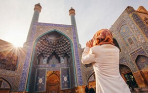 یک کارشناس دینی: گردشگران مذهبی سهم ۳۸ درصدی از سفرهای جهانی دارند