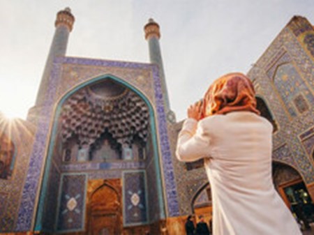 یک کارشناس دینی: گردشگران مذهبی سهم ۳۸ درصدی از سفرهای جهانی دارند
