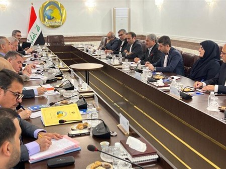 نشست ایران و عراق درباره تالاب هورالعظیم برگزار شد/ تاکید بر تامین نیاز آبی تالاب