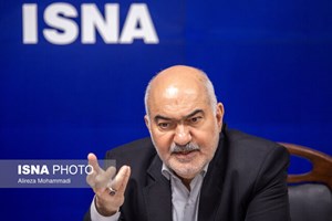 استاندار خوزستان تاکید کرد: احتکار و گرانفروشی در دوران جنگ، همکاری با دشمن است/ نیروهای مسلح ما محکم ایستاده‌اند