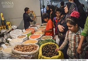 رییس اتاق اصناف اهواز خبرداد: برپایی نمایشگاه بهاره ویژه ماه رمضان و عید نوروز در اهواز از ۹ اسفند