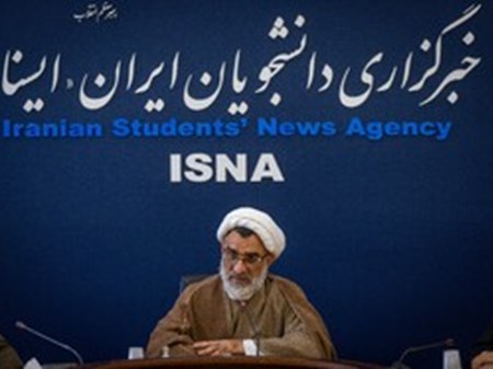 دبیر شورای عالی انقلاب فرهنگی خبرداد: سن ورود به دانشگاه فرهنگیان افزایش یافت