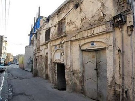 نماینده ایذه و باغملک خبر داد: بازآفرینی شهری و ساماندهی بافت فرسوده ۴ شهرستان خوزستان در دستور کار