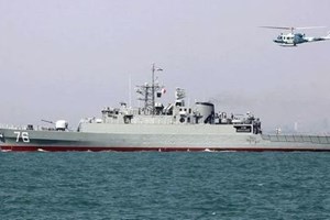 امیر ایرانی: ناوشکن دماوند ۲ به موشک هایپرسونیک تجهیز میشود
