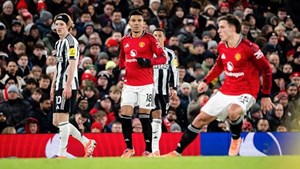 لیگ برتر انگلیس؛ منچستریونایتد ۱ - ۰ نیوکسل/ جشن کریسمس در اولدترافورد