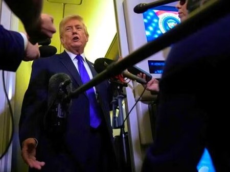 ترامپ: گفت‌وگوها با ایران ادامه خواهد یافت